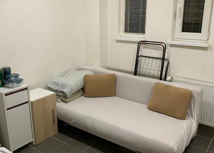 Your 9 With Parking Daire *